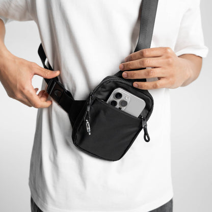 Sling Bag Ultra-Légère : Sécurité et Style pour vos Aventures Quotidiennes.